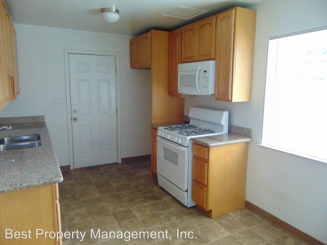 Building Photo - 3 br, 1 bath House - 3532 Madeira Way