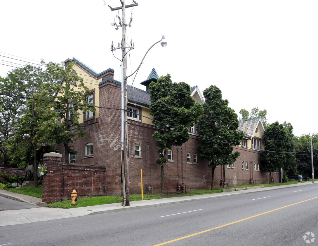 Photo principale - Coxwell Stables