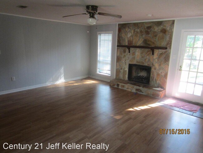Foto del edificio - 3 br, 2 bath House - 560 Fairfield Way