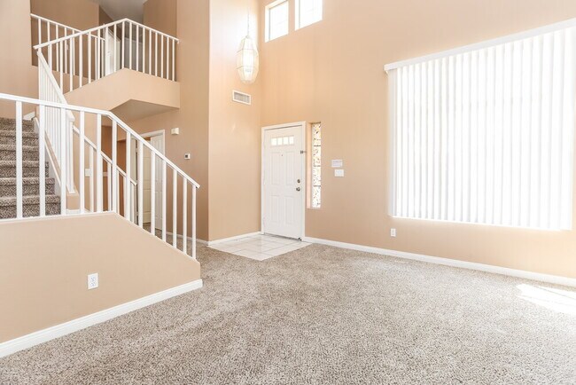 Foto del edificio - 1718 Rushing River Rd