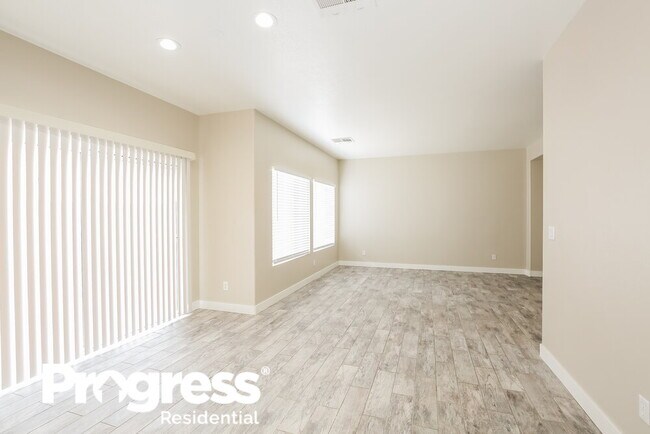 Building Photo - 1227 Sunny Acres Ave