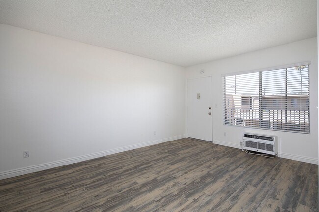 Foto del interior - Four Winds Apartments