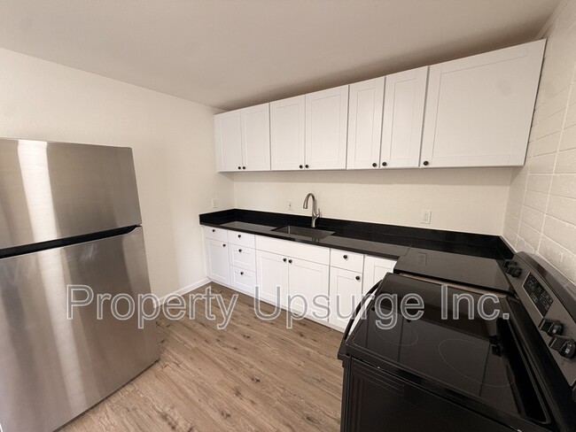 Foto del edificio - 2405 Old Eureka Way