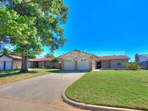 Building Photo - 2604 Brenda Ave