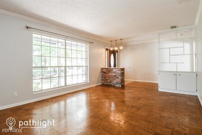 Building Photo - 3 br, 2 bath House - 5335 Whitney Street