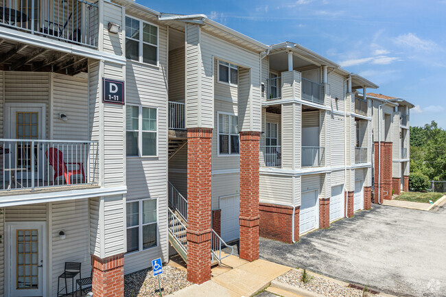 Exterior Building - Brickyard Apartments