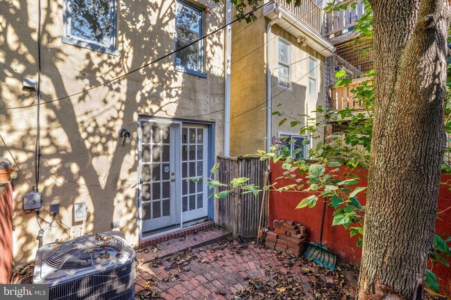 Foto del edificio - 13 E Wheeling St