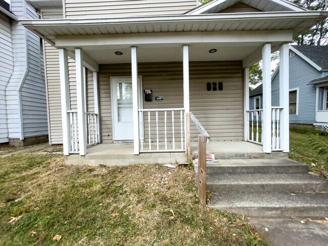 Foto del edificio - 830 W North St