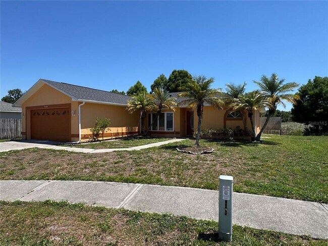 Foto del edificio - 21606 Rosewood Ct