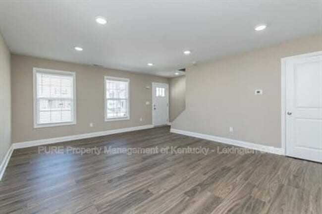 Foto del edificio - 1044 Judah Bear Blvd