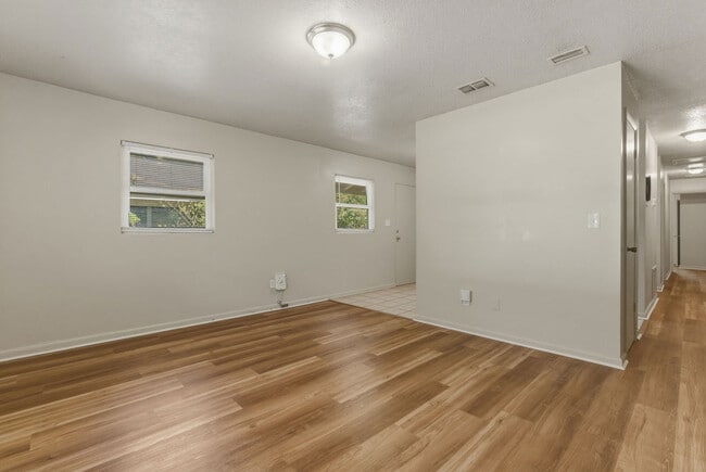 Photo - 1427 Connecticut St Townhome