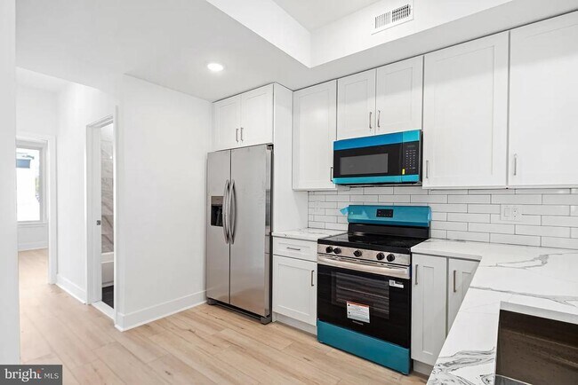 Foto del edificio - 2524 Cecil B. Moore Ave