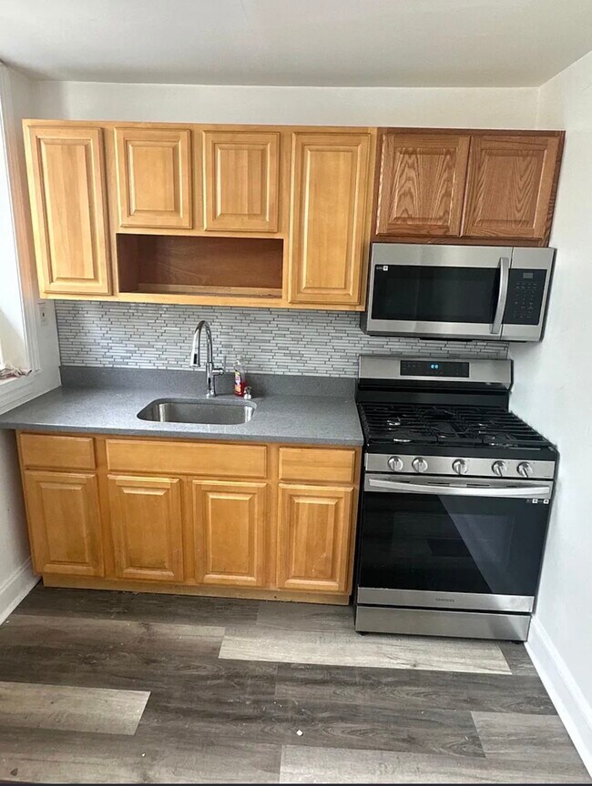 Building Photo - 2663 Webb St