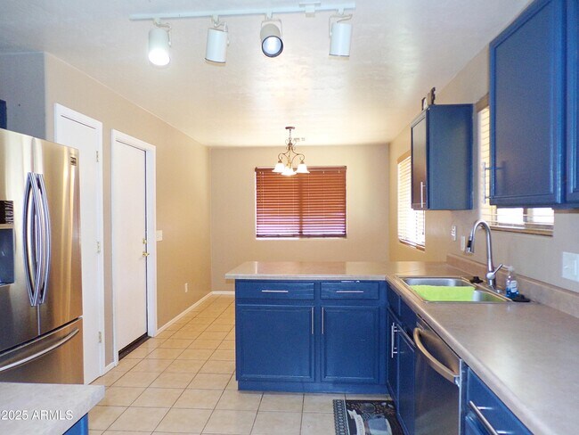 Foto del edificio - 2353 Copper Sky Dr