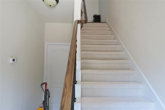 Building Photo - 2500 Rockbrook Dr