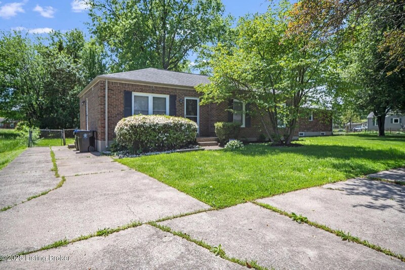 Foto principal - 6312 Six Mile Ln