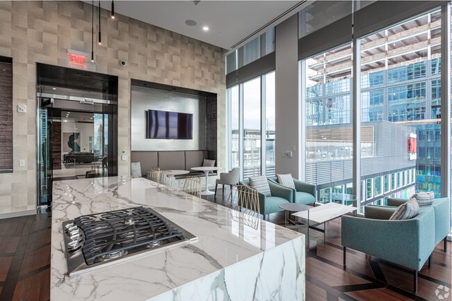 Building Photo - Hub50House