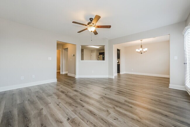 Foto del edificio - 1104 Jury Ct