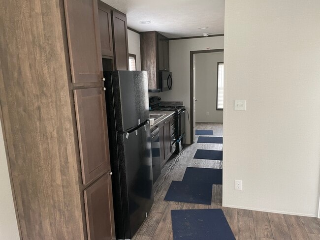 Building Photo - 272 Private Rd 4882