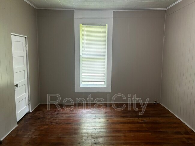Foto del edificio - 418 Greenwood Ave