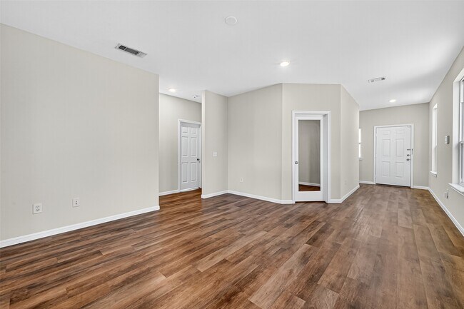 Foto del edificio - 4707 Prairie Chase Dr