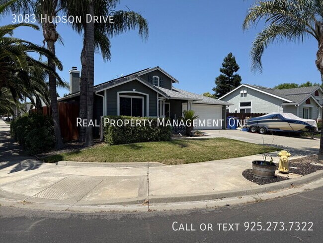 Foto del edificio - 3083 Hudson Dr