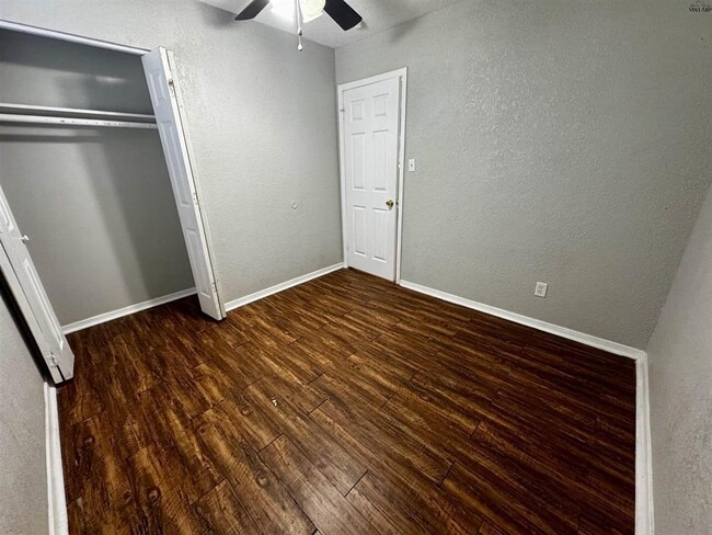 Foto del edificio - 1710 10th St