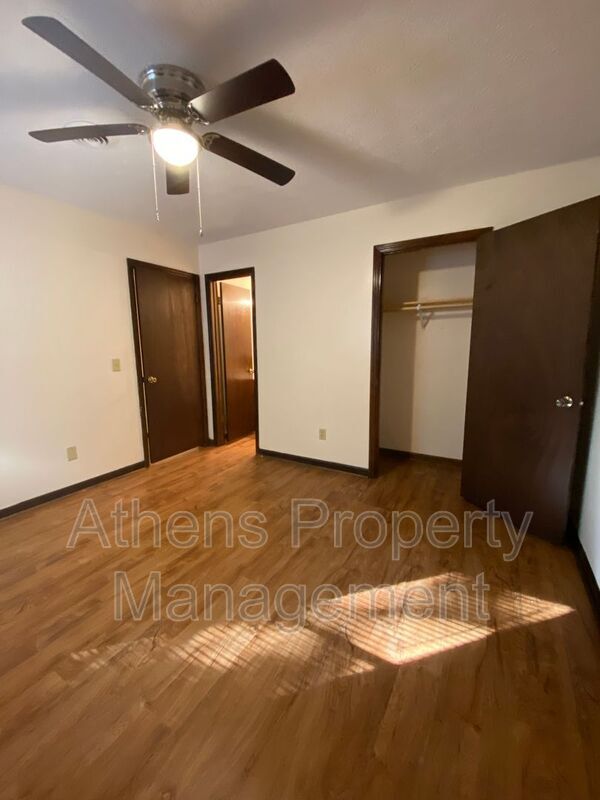 Foto del edificio - 113 St Andrews Ct