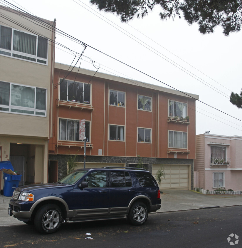 Building Photo - 169 S Parkview Ave