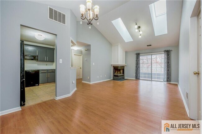 Building Photo - 2611 Candlelight Ct