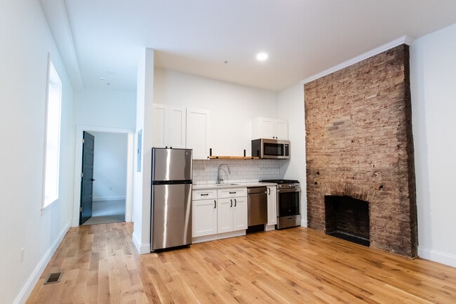 Building Photo - 4406 Butler St