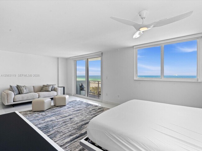 Building Photo - 345 Ocean Dr