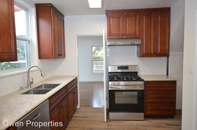 Foto del edificio - 4 br, 3 bath House - 441 Alameda