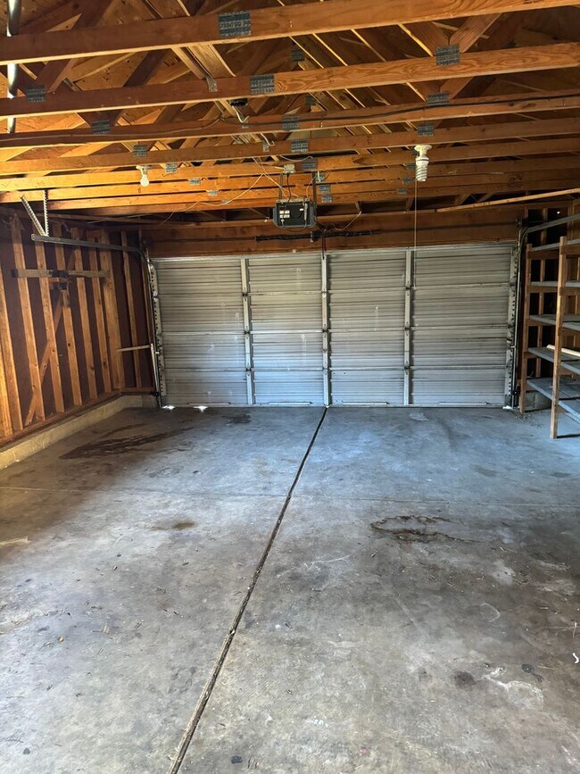 Foto del edificio - Stylish Modern 3 bed 2 bath house