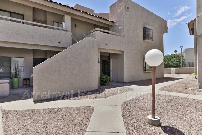 Foto del edificio - 11666 N 28th Dr