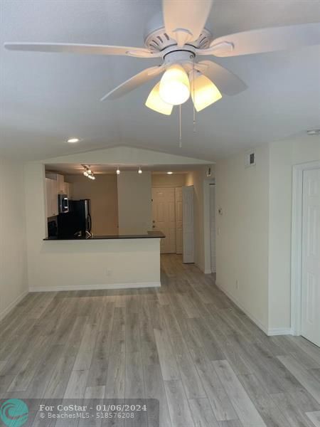 Foto del edificio - 1705 Palm Cove Blvd