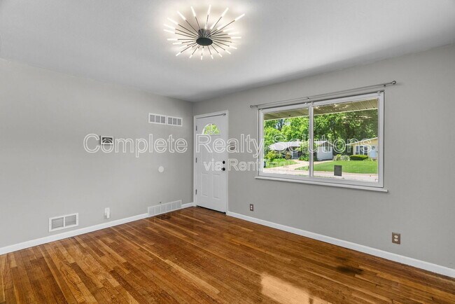 Building Photo - 10320 Durness Dr