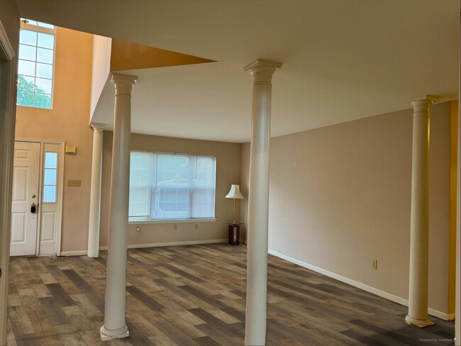 Living Room - 201 Riverwoods Dr