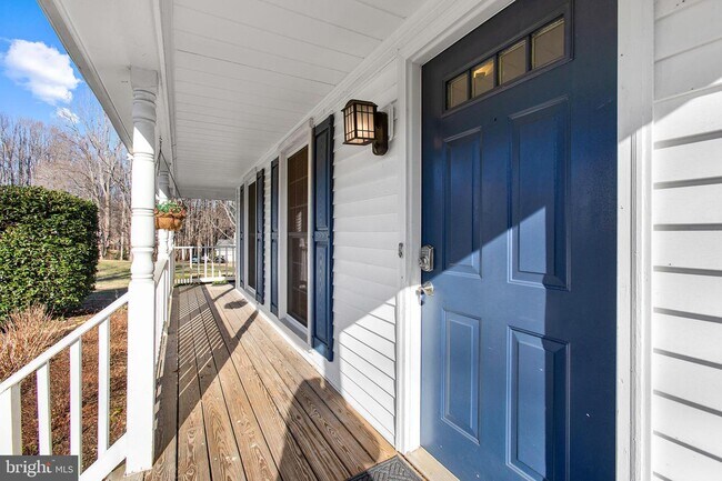 Foto del edificio - 7329 Fleetwood Ct