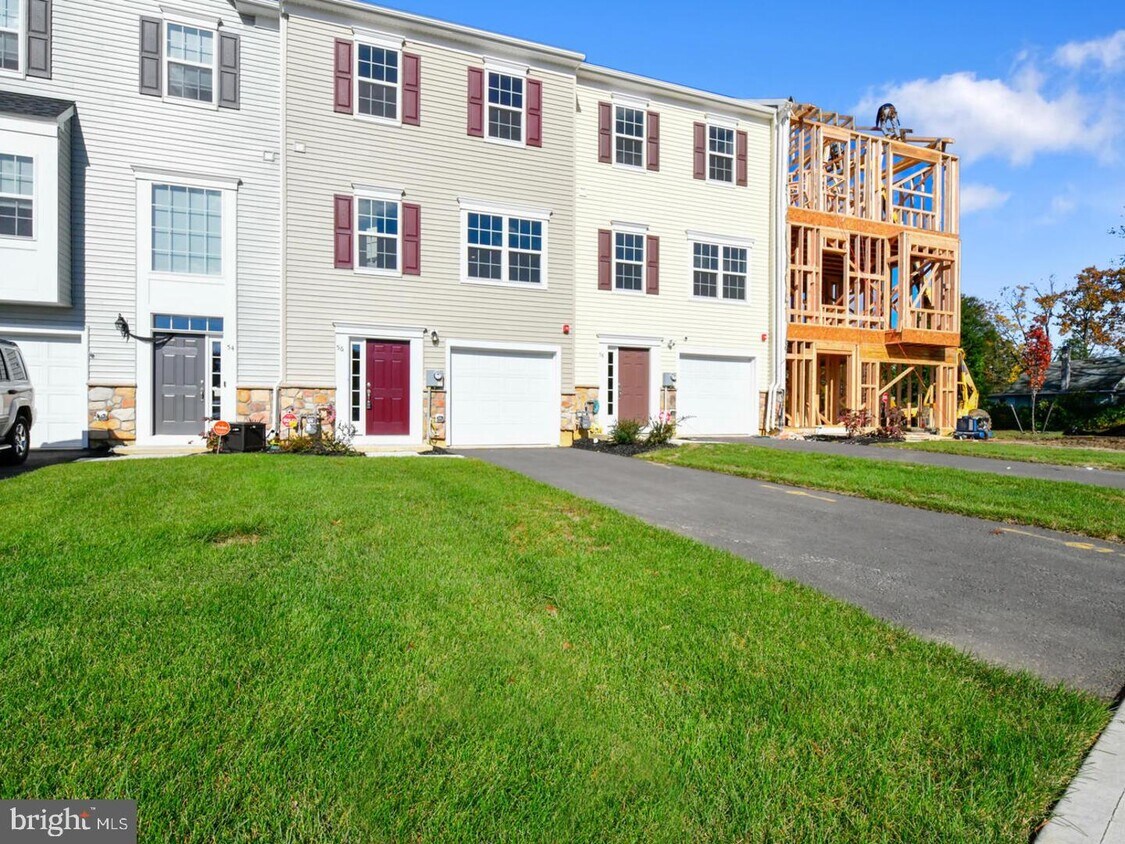 56 Iron Gate Rd, Sicklerville, NJ 08081 Townhome Rentals in