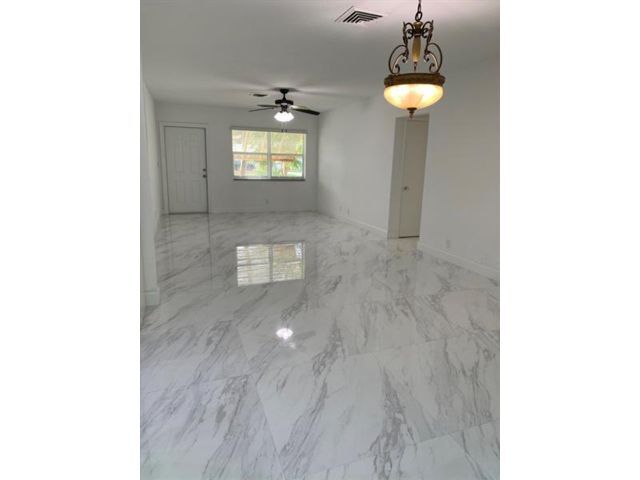 Foto del edificio - 370 35th St