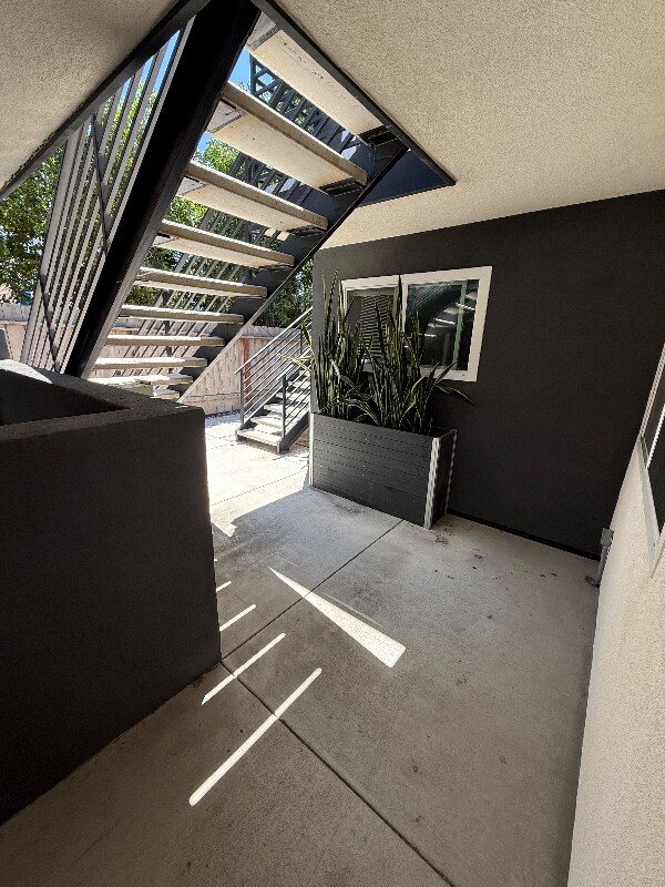 Foto del edificio - 4732 Bancroft St