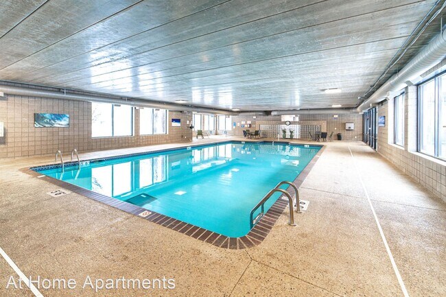 Foto del edificio - 1 br, 1 bath Apartment - Park Place Estate...