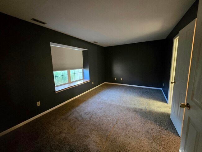 Building Photo - 235 Spring Forest Ct
