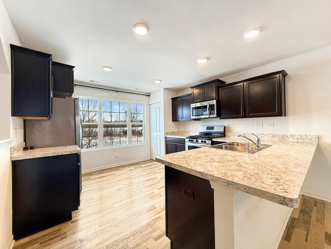 Foto del edificio - 2385 Upland Rd