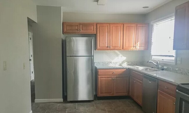 Foto del edificio - 9 Lakemont Dr