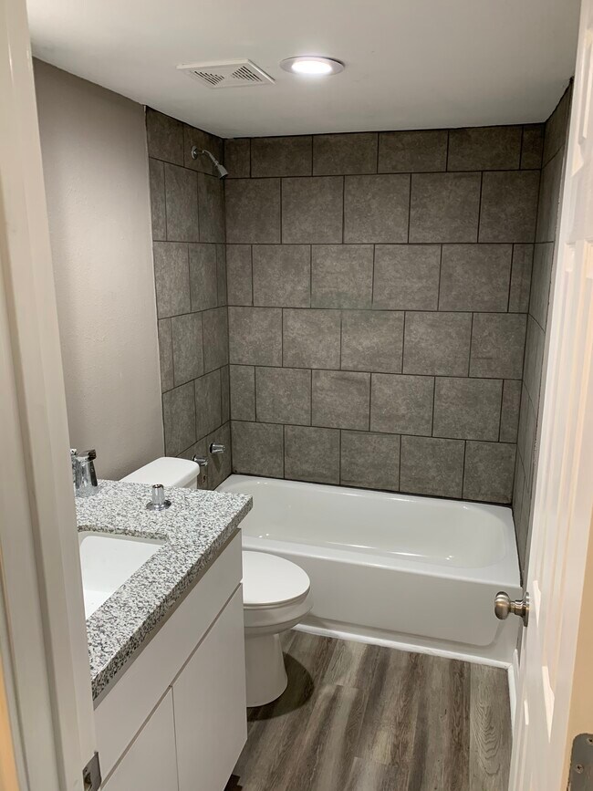 Foto del edificio - Onalaska Apartment