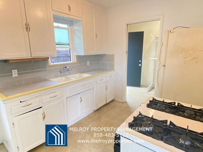Foto del edificio - 2447 Boundary St