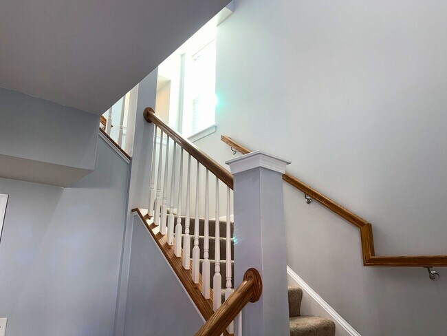 Building Photo - **** THIS PROPERTY HAS AN APPROVED APPLICA...