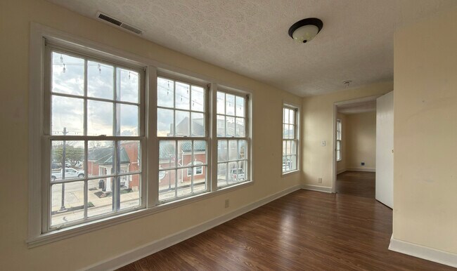 Dormitorio 1 o sala de estar - 221 Walnut St